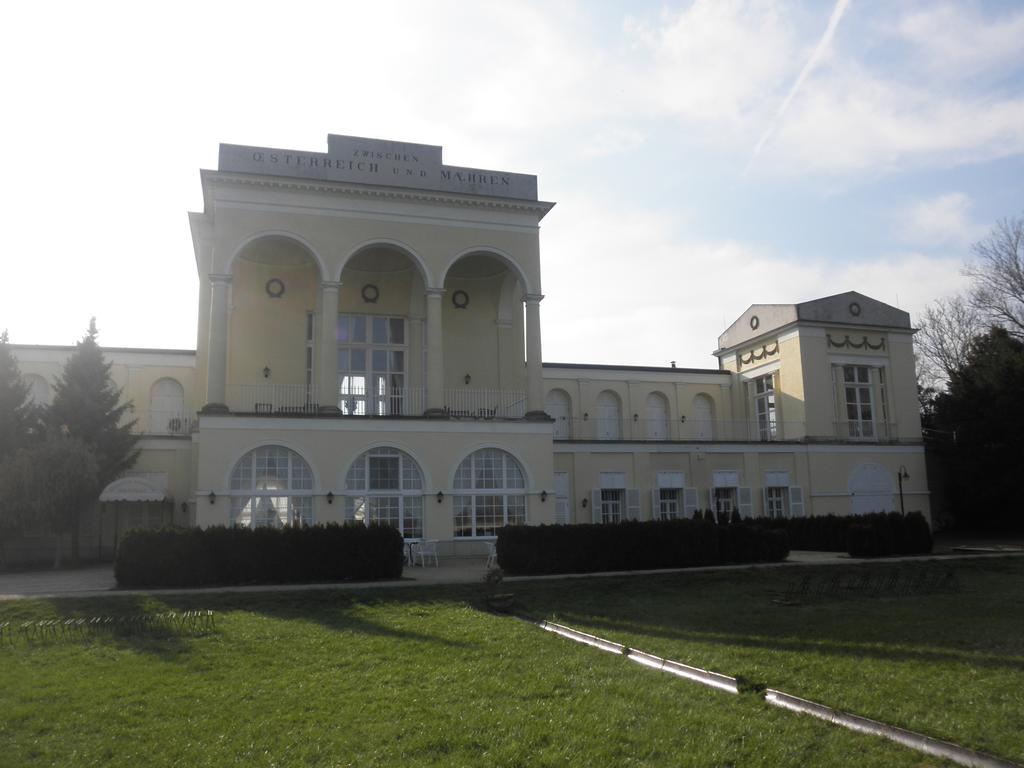 Apartmany Hlohovec Exterior photo